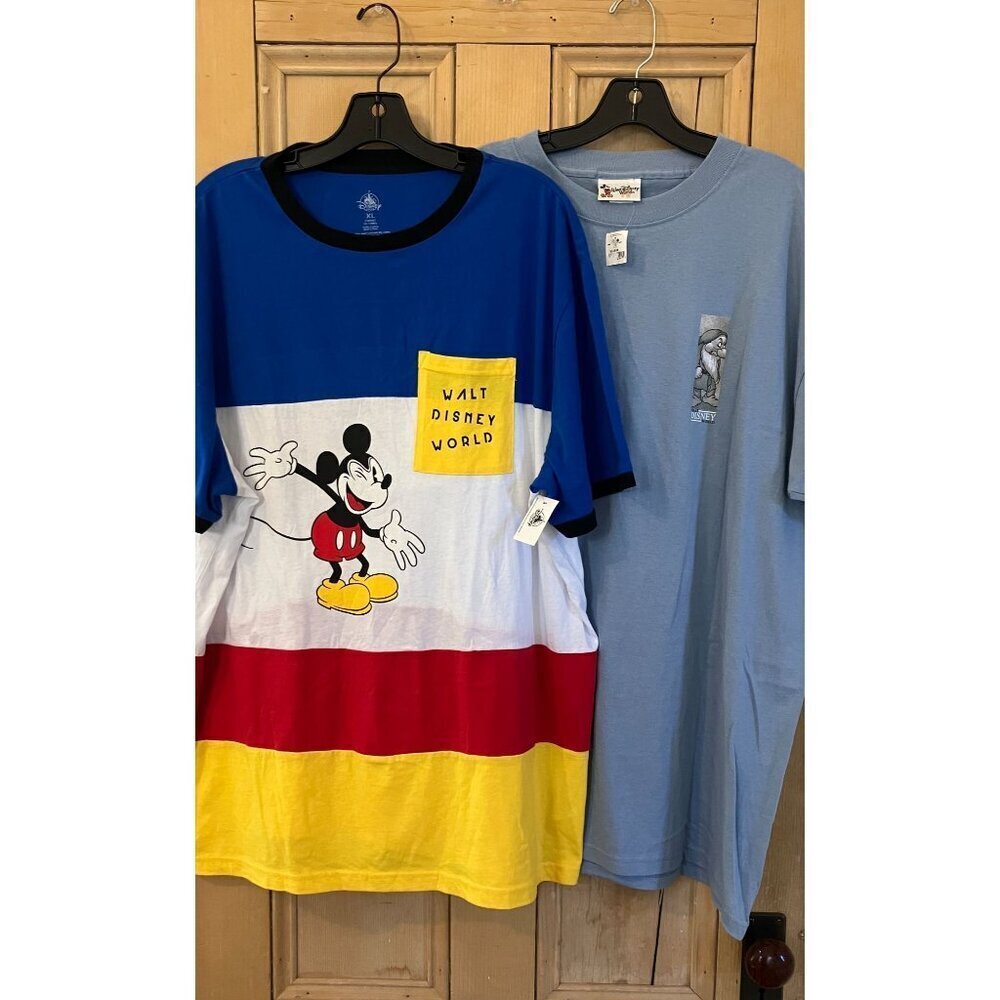 Walt Disney World Men (2 SET) Mickey Pocket Grumpy 7 Dwarfs Shirt XL Blue AN NWT